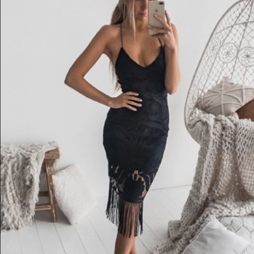 Two Sisters JAUS dress! Brand new and GORGEOUS! Size 6 🖤